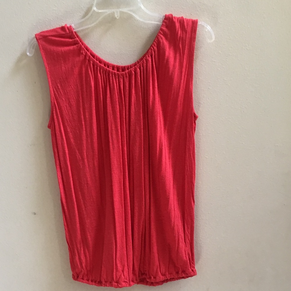 red tank top